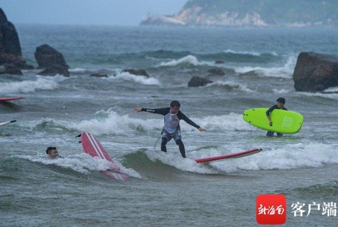 海军蓝